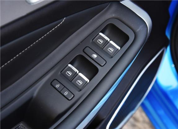 艾瑞泽5 2019款 1.5L CVT新自在版 国VI 车厢座椅   门窗控制