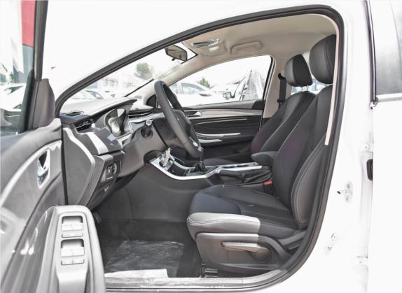 艾瑞泽5 2019款 1.5L 手动新青春版 国V 车厢座椅   前排空间