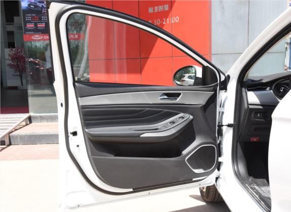 艾瑞泽5 2019款 1.5L 手动新青春版 国V 车厢座椅   前门板