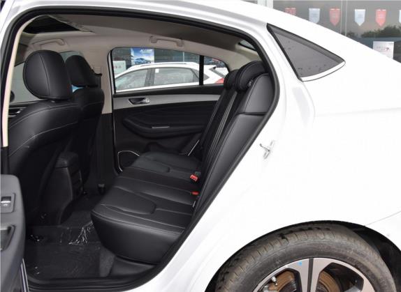 艾瑞泽5 2019款 PRO 1.5L 手动自在版 国VI 车厢座椅   后排空间