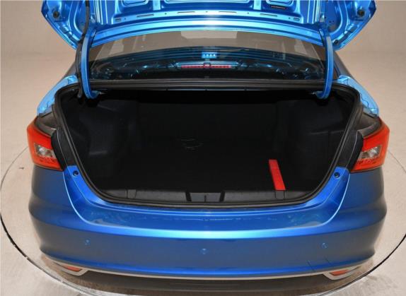 艾瑞泽5 2019款 PRO 1.5L CVT乐活版 国VI 车厢座椅   后备厢