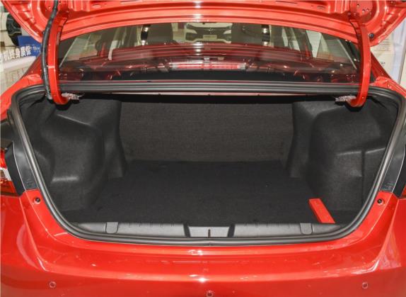 艾瑞泽5 2020款 1.5L CVT运动版 车厢座椅   后备厢