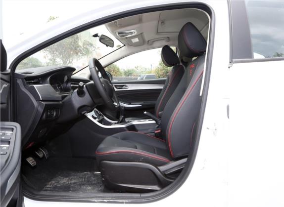 艾瑞泽5 2020款 1.5L 手动运动版 车厢座椅   前排空间