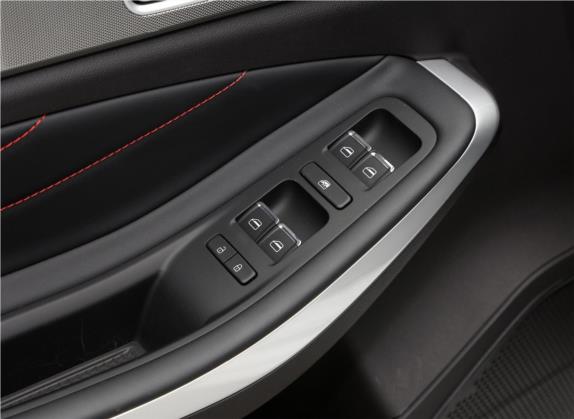 艾瑞泽5 2020款 1.5L 手动运动版 车厢座椅   门窗控制