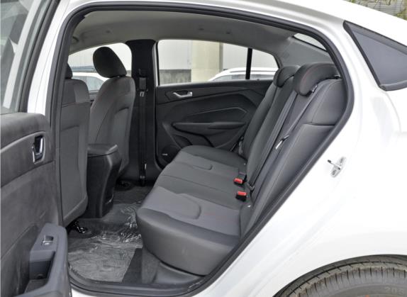 艾瑞泽5 2021款 1.6L CNG豪华型 车厢座椅   后排空间