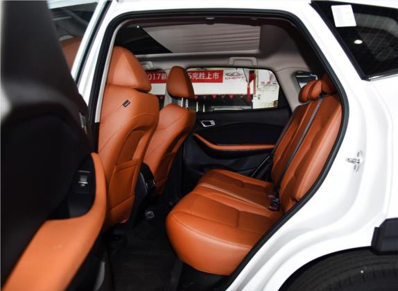 瑞虎7 2016款 1.5T 手动耀目版 车厢座椅   后排空间