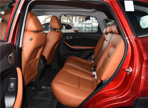 瑞虎7 2016款 1.5T 手动耀臻版 车厢座椅   后排空间