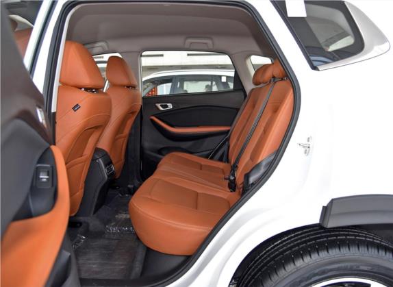 瑞虎7 2016款 1.5T 手动电商版 车厢座椅   后排空间