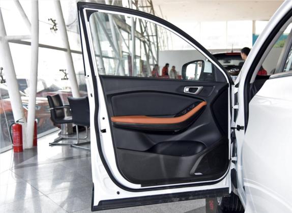 瑞虎7 2016款 1.5T 手动电商版 车厢座椅   前门板