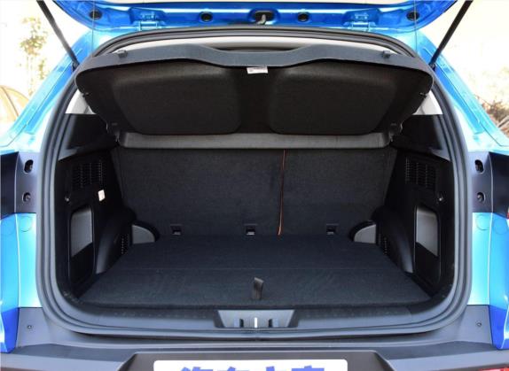 瑞虎7 2017款 2.0L CVT耀领版 车厢座椅   后备厢