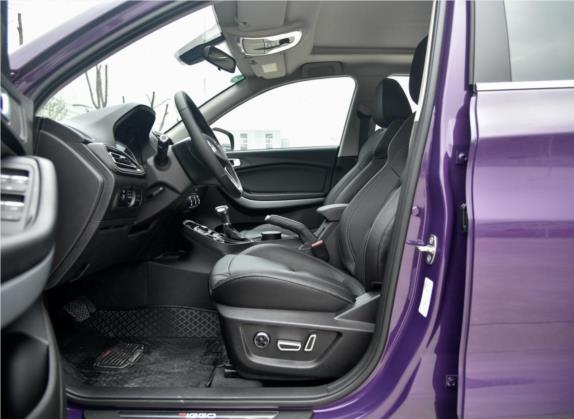 瑞虎7 2017款 SPORT 1.5T 自动豪华版 车厢座椅   前排空间