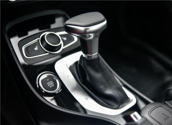 瑞虎7 2017款 SPORT 1.5T 自动豪华版 中控类   挡把
