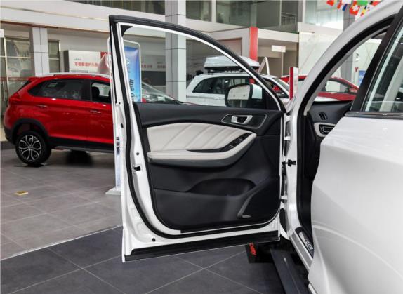 瑞虎7 2018款 1.5T 自动尊贵版 国V 车厢座椅   前门板