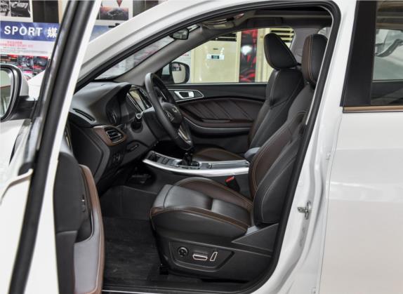 瑞虎7 2018款 1.5T 手动精英领先版 国V 车厢座椅   前排空间