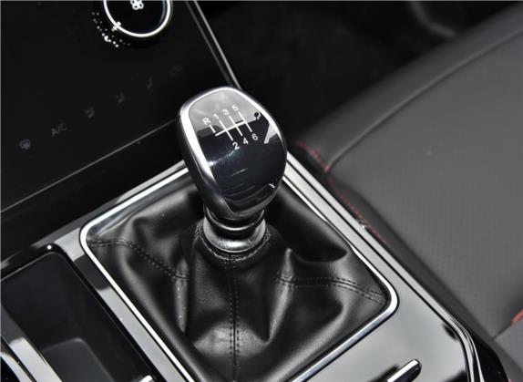 瑞虎7 2020款 1.5T 手动精英型 中控类   挡把