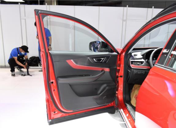 瑞虎7 2021款 超能版 1.6T DCT超能英雄 车厢座椅   前门板