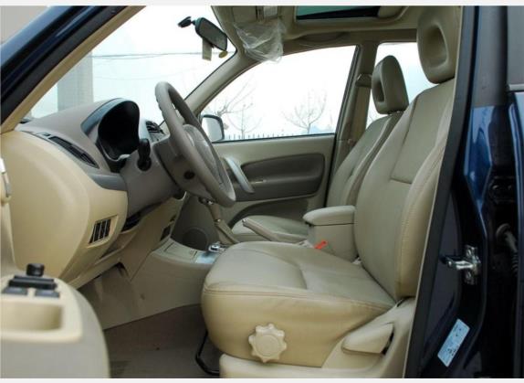 瑞虎 2007款 2.0L 自动豪华型 车厢座椅   前排空间