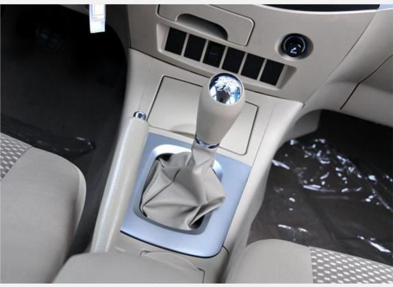 瑞虎 2009款 经典版 1.6L 手动舒适型 中控类   挡把