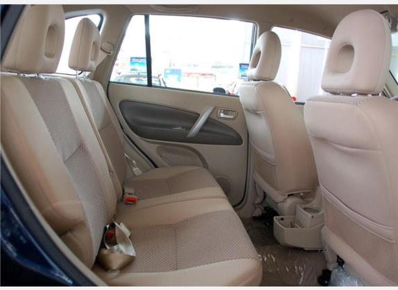 瑞虎 2009款 经典版 1.8L 手动舒适型 车厢座椅   后排空间