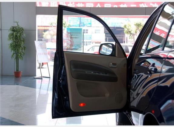 瑞虎 2009款 经典版 1.8L 手动舒适型 车厢座椅   前门板