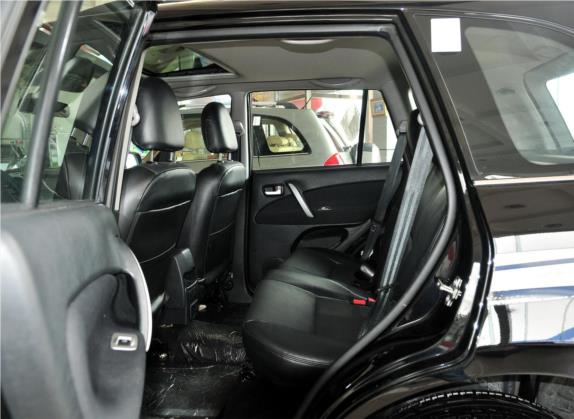 瑞虎 2010款 DR欧版 2.0L 自动豪华型 车厢座椅   后排空间