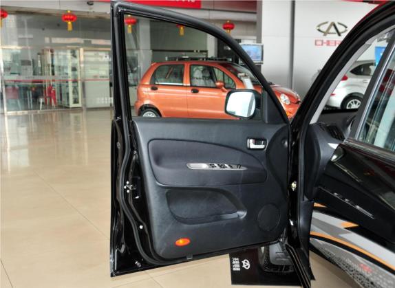 瑞虎 2010款 DR欧版 2.0L 自动豪华型 车厢座椅   前门板
