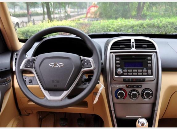 瑞虎 2010款 精英版 1.6L 手动舒适型 中控类   驾驶位