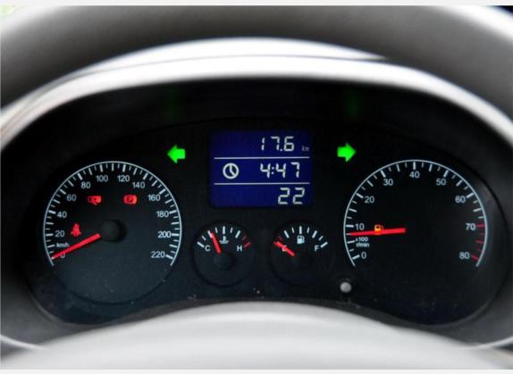 瑞虎 2010款 精英版 1.6L 手动舒适型 中控类   仪表盘
