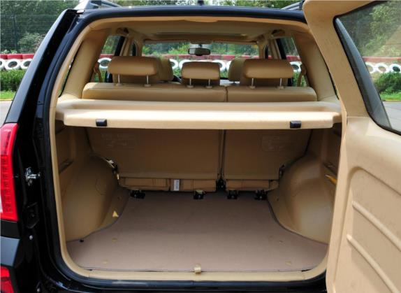 瑞虎 2011款 精英版 1.6L 手动豪华型DVVT 车厢座椅   后备厢