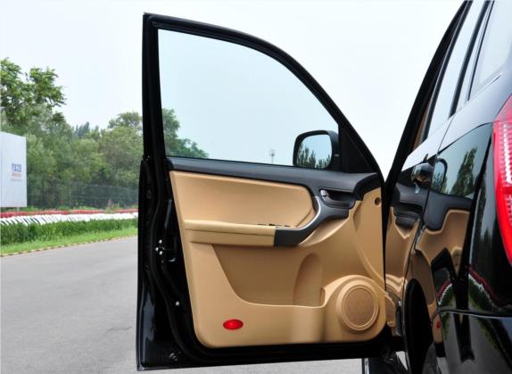瑞虎 2011款 精英版 1.6L 手动豪华型DVVT 车厢座椅   前门板