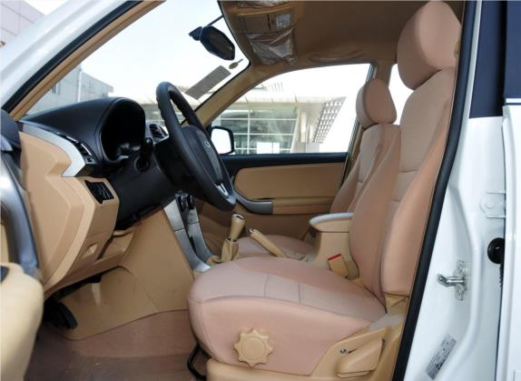 瑞虎 2012款 精英版 1.6L 手动舒适型DVVT 车厢座椅   前排空间