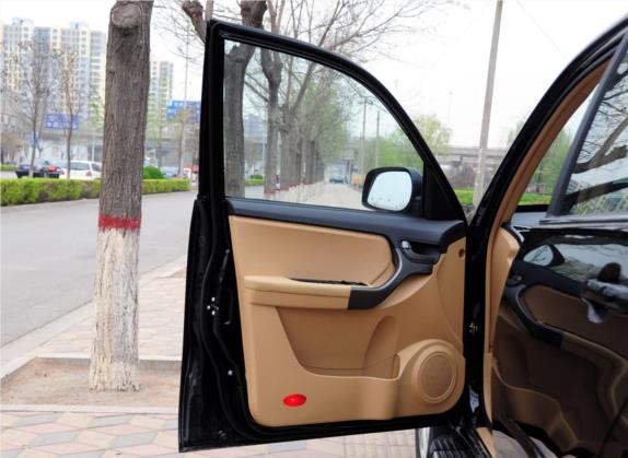 瑞虎 2012款 精英版 1.6L 手动豪华型DVVT 车厢座椅   前门板