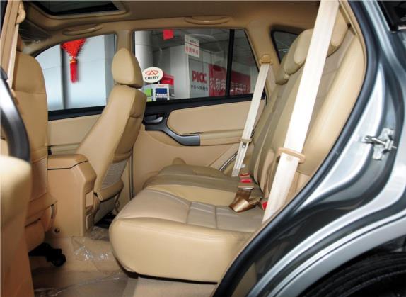 瑞虎 2012款 精英版 改款 1.6L 手动豪华型DVVT 车厢座椅   后排空间
