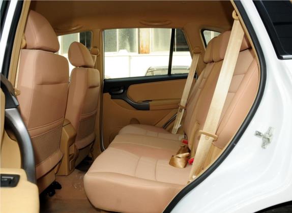 瑞虎 2012款 精英版 改款 1.6L CVT舒适型DVVT 车厢座椅   后排空间