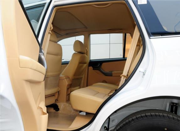 瑞虎 2012款 精英版 改款 1.6L CVT豪华型DVVT 车厢座椅   后排空间