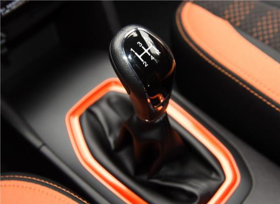 瑞虎3x 2017款 1.5L 手动都市版 中控类   挡把
