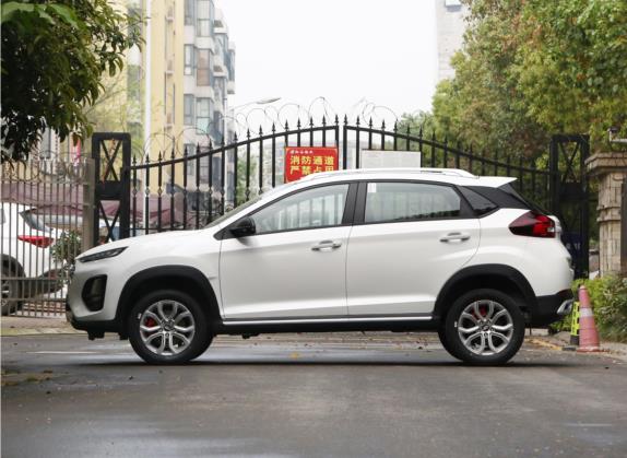 瑞虎3x 2021款 钻石版 1.5L CVT 3克拉 外观   正侧