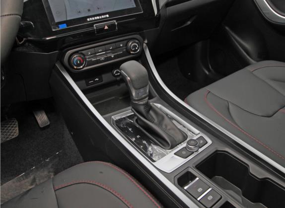 瑞虎3x 2021款 改款 钻石版 1.5L CVT 3克拉I型 中控类   挡把