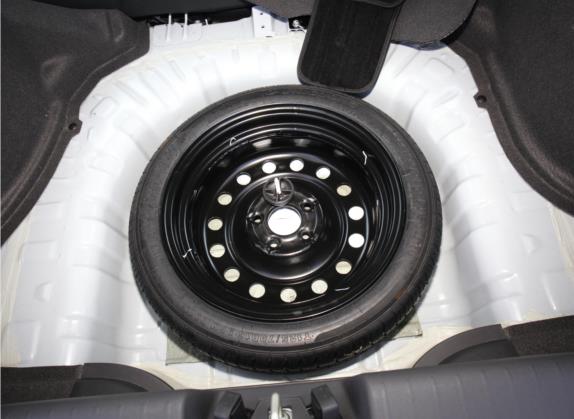 瑞虎3x 2021款 钻石版 1.5L CVT 3克拉II型 其他细节类   备胎