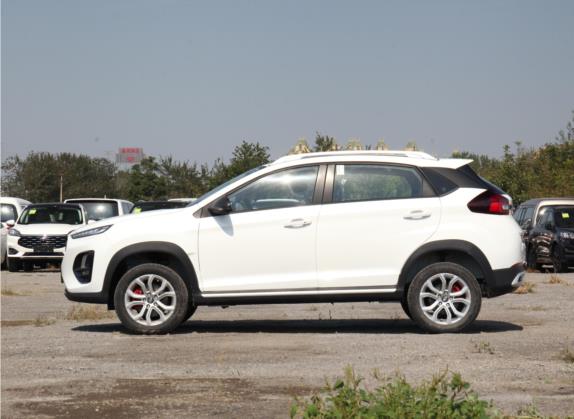瑞虎3x 2021款 钻石版 1.5L CVT 3克拉II型 外观   正侧