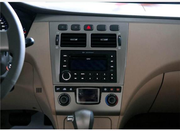 奇瑞A5 2007款 2.0L 自动豪华型 中控类   中控台