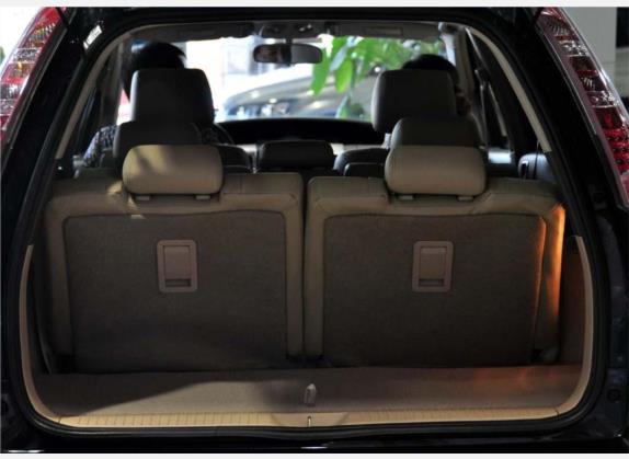 东方之子Cross 2009款 2.0L 自动豪华型 车厢座椅   后备厢