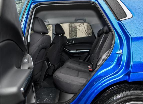 瑞虎5x 2017款 1.5T 手动时尚型 车厢座椅   后排空间