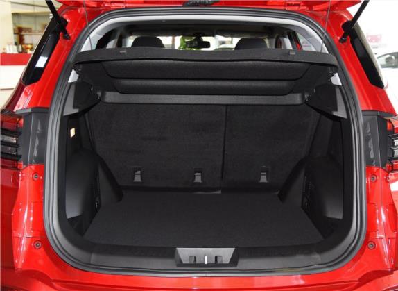 瑞虎5x 2017款 1.5T 手动豪华型 车厢座椅   后备厢