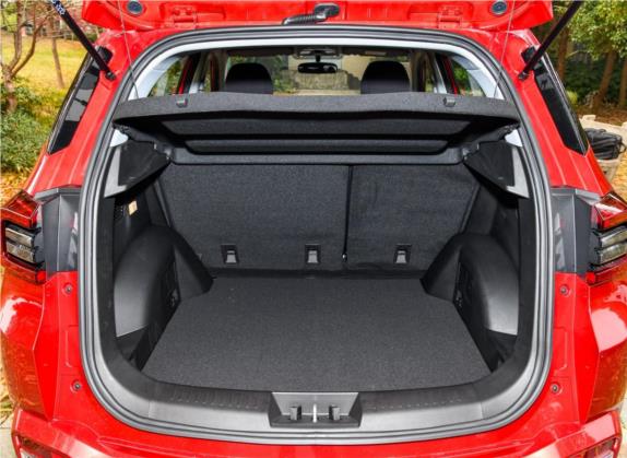瑞虎5x 2017款 1.5T DCT时尚型 车厢座椅   后备厢