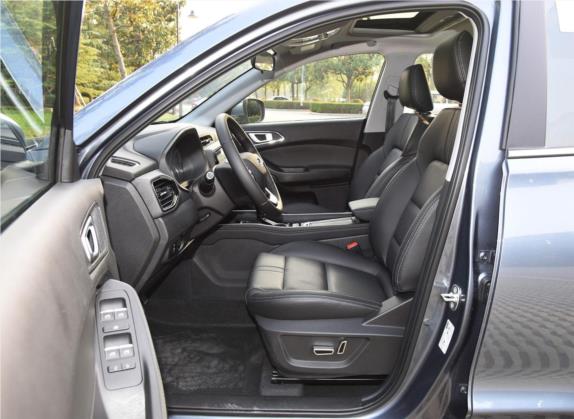 瑞虎5x 2019款 1.5L CVT智耀版 车厢座椅   前排空间