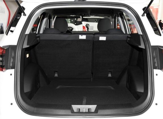 瑞虎5x 2019款 1.5L CVT智行版 车厢座椅   后备厢
