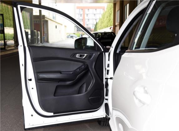 瑞虎5x 2019款 HERO 1.5L CVT都市版 车厢座椅   前门板