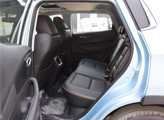 瑞虎5x 2020款 1.5L CVT豪华版 车厢座椅   后排空间