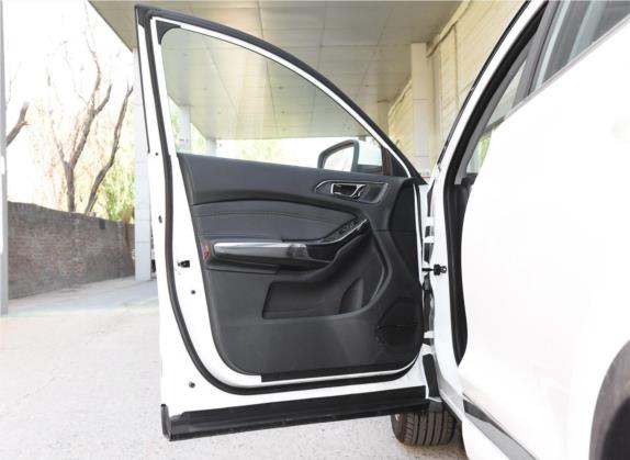 瑞虎8 2018款 1.5TCI 自动尊贵型 5座 车厢座椅   前门板